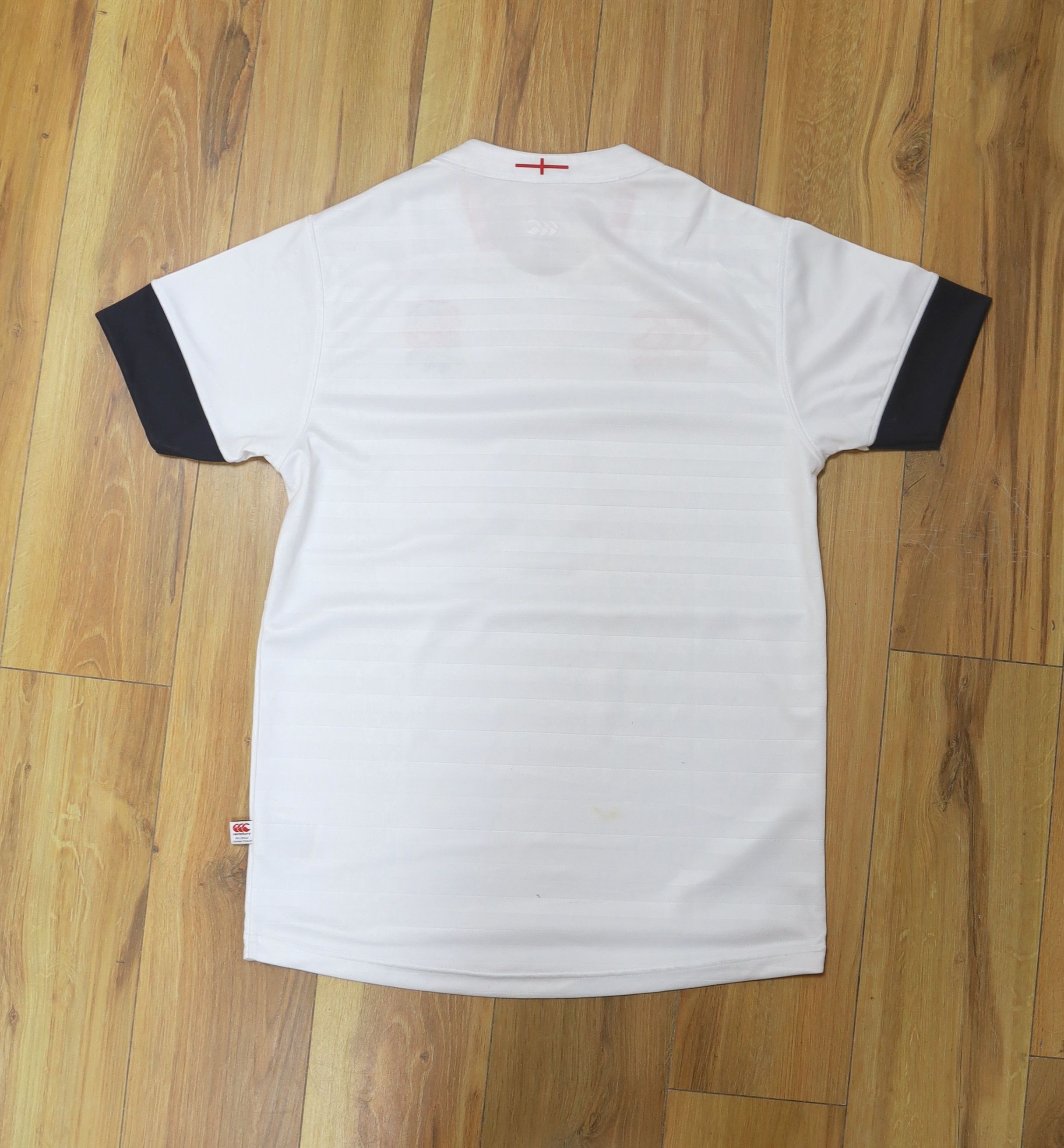A signed Johnny Wilkinson England Rugby shirt